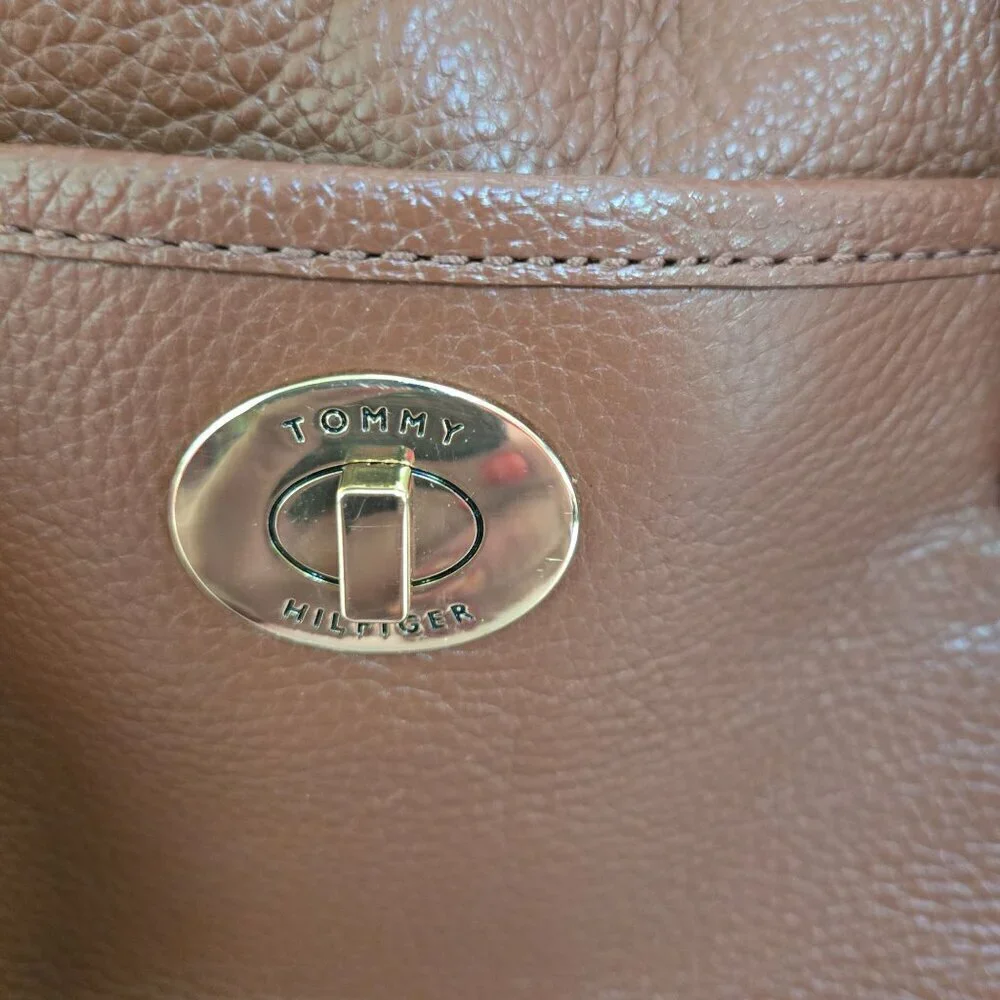 Tommy Hilfiger Vintage 90s Y2K Brown Pebbled Leather Satchel Shoulder Bag